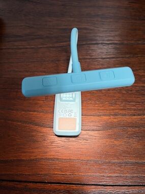 LED Light Adjustable 3 Color Settings Aqua Blue Small Light